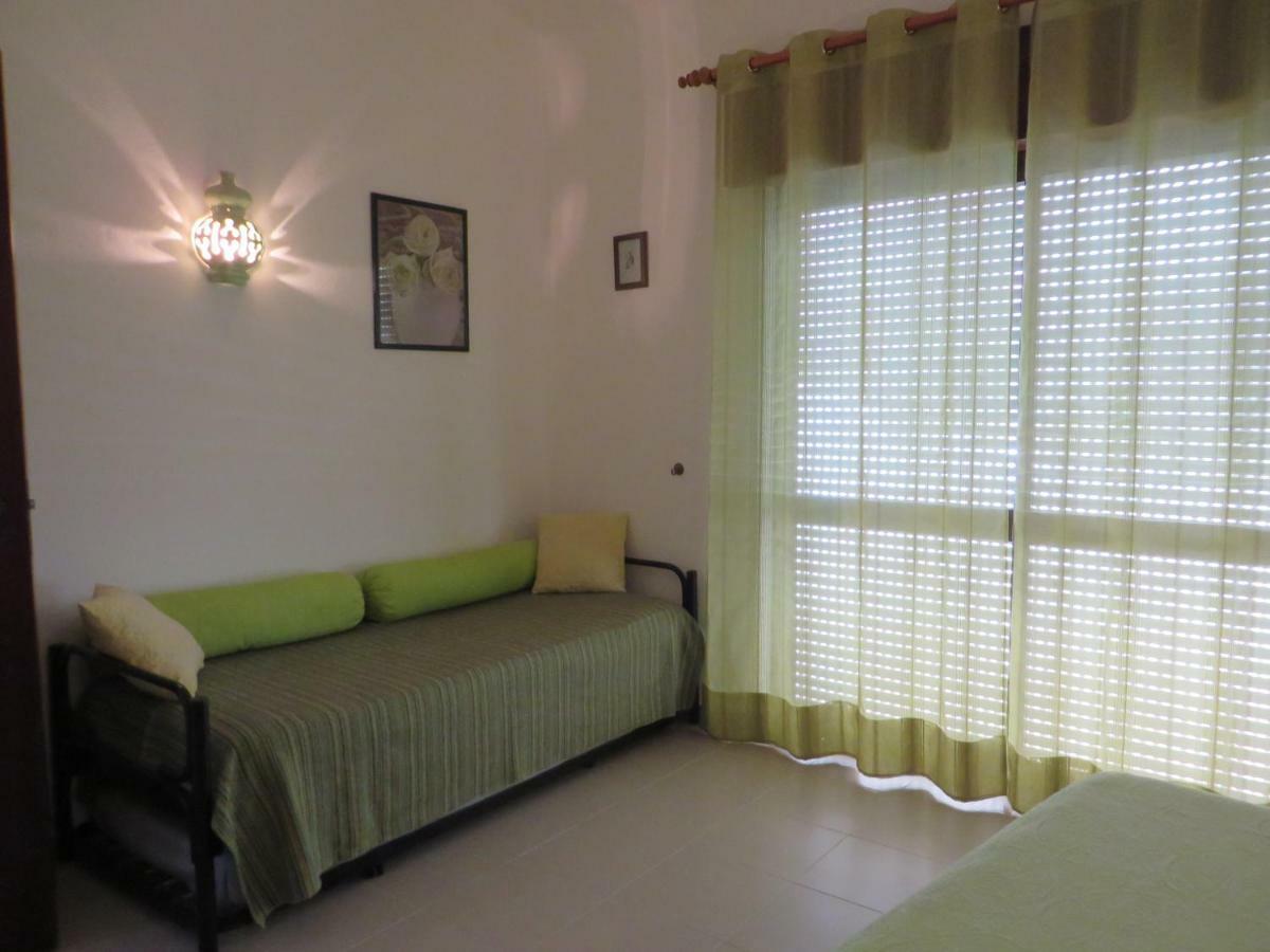 Apartamento Com Piscina Perto Da Praia Carvoeiro  Luaran gambar